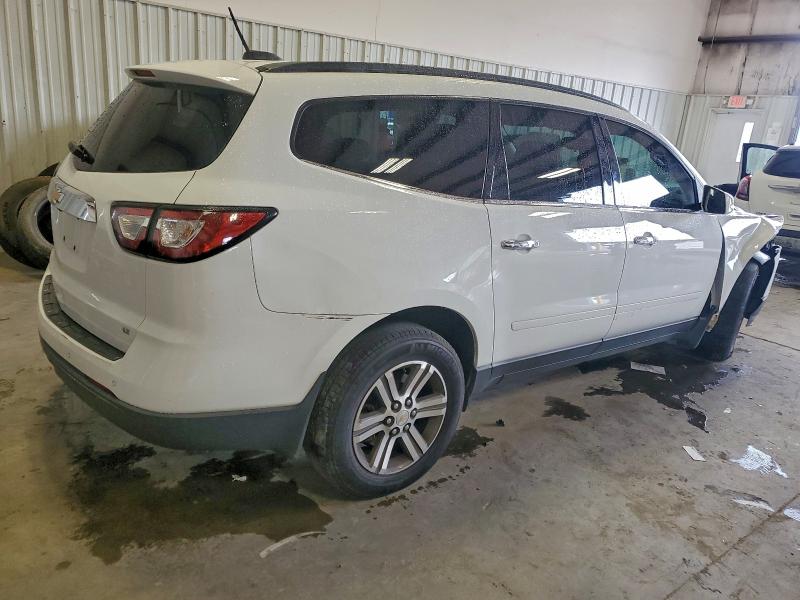 Photo 3 from auction – 2017 CHEVROLET TRAVERSE L with VIN 1GNKRGKD2HJ257973