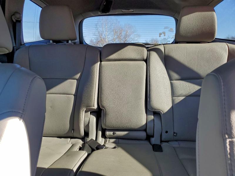 Photo 10 from auction – 2018 HONDA PILOT EXL with VIN 5FNYF6H57JB065872