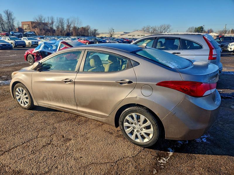 Photo 2 from auction – 2011 HYUNDAI ELANTRA GL with VIN 5NPDH4AE4BH039255