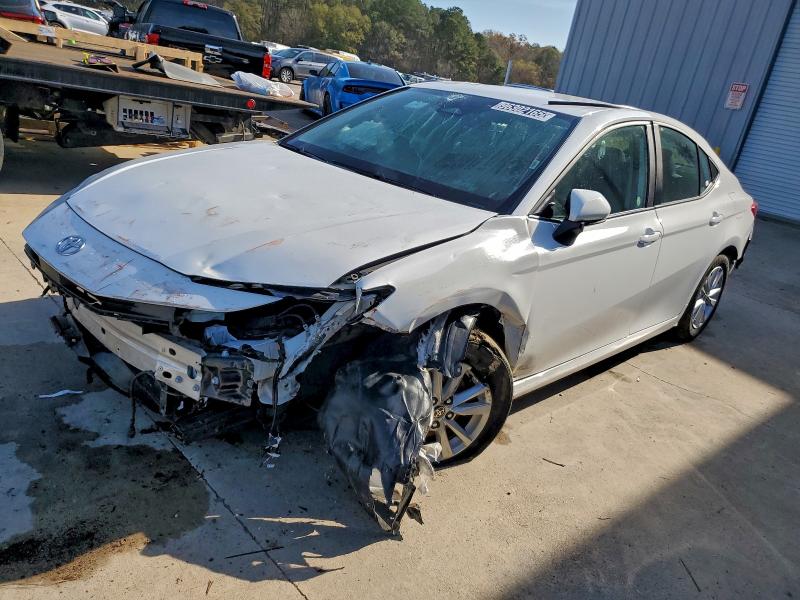 TOYOTA CAMRY XSE 2025 with VIN 4T1DAACK8SU515501 - Photo from auction