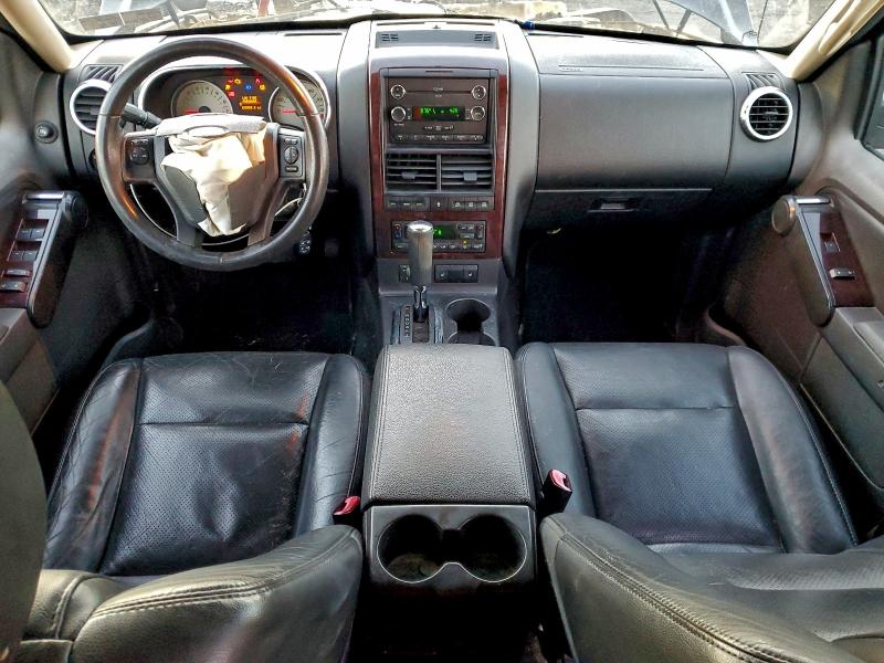 Photo 8 from auction – 2010 FORD EXPLORER L with VIN 1FMEU7FE0AUA79455