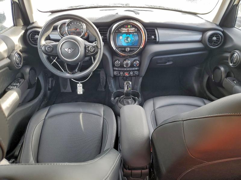 Photo 8 from auction – 2021 MINI COOPER with VIN WMWXU7C06M2N79459