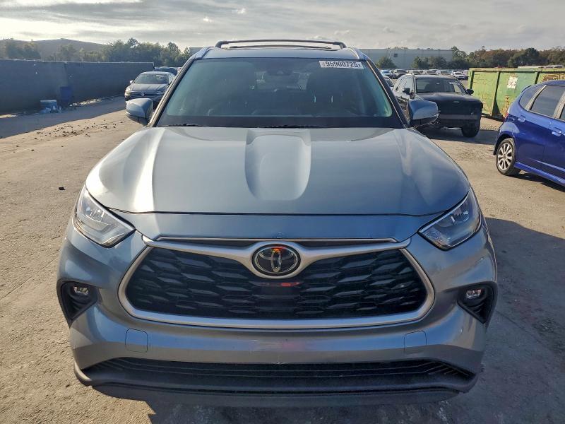 Photo 5 from auction – 2020 TOYOTA HIGHLANDER with VIN 5TDGZRBH6LS002526