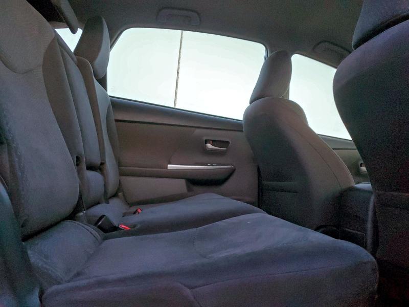 Photo 10 from auction – 2014 TOYOTA PRIUS V with VIN JTDZN3EU8E3319383