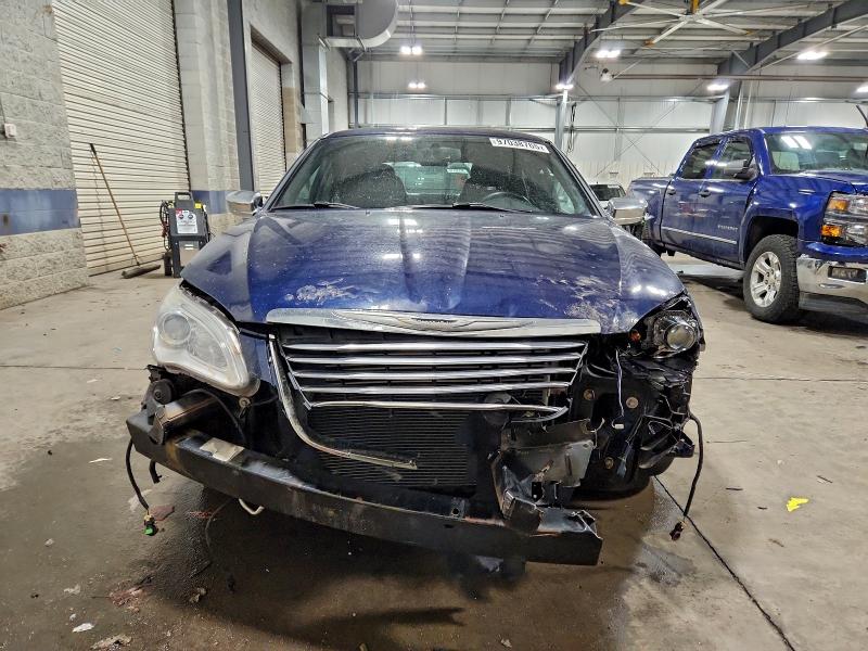 Photo 5 from auction – 2013 CHRYSLER 200 LIMITE with VIN 1C3CCBCG3DN609461
