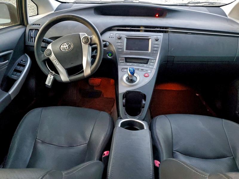 Photo 8 from auction – 2013 TOYOTA PRIUS with VIN JTDKN3DU9D5607015