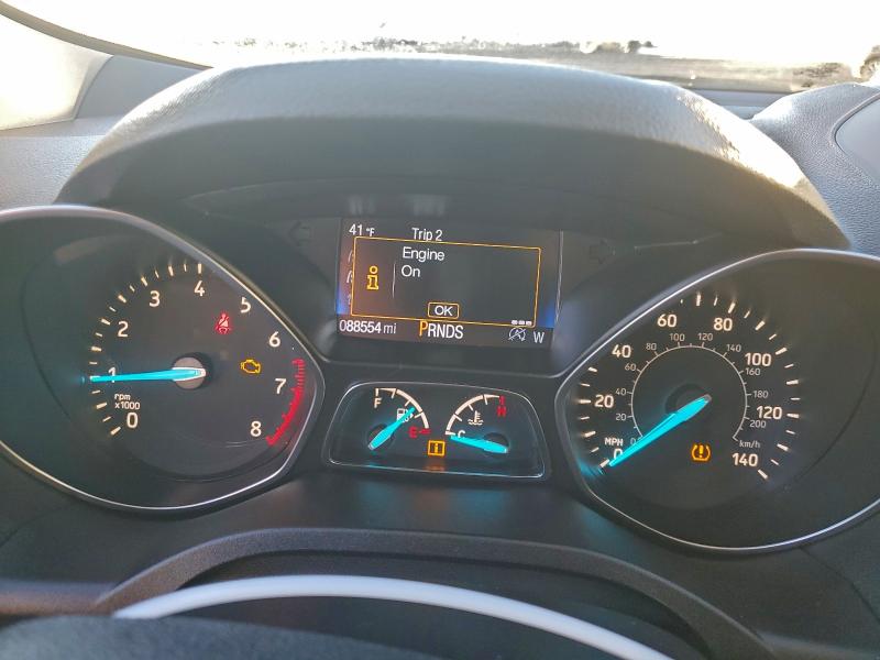 Photo 9 from auction – 2017 FORD ESCAPE SE with VIN 1FMCU9GD8HUD12811