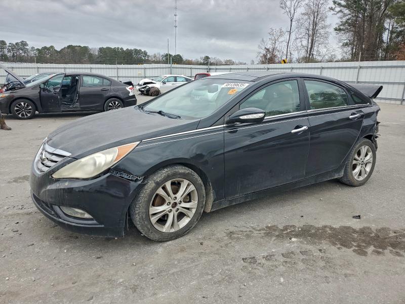 HYUNDAI SONATA SE 2013 with VIN 5NPEC4AC5DH517882 - Photo from auction