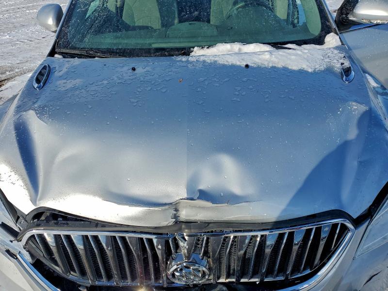 Photo 12 from auction – 2017 BUICK ENCLAVE with VIN 5GAKRAKD5HJ303657