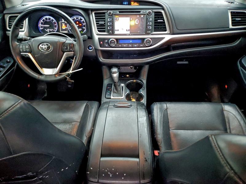 صورة رقم 8 من المزاد - 2015 TOYOTA HIGHLANDER مع VIN 5TDYKRFH1FS046568