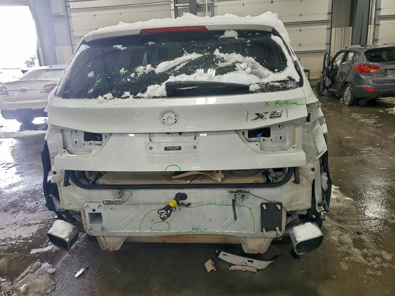Photo 6 from auction – 2014 BMW X5 XDRIVE3 with VIN 5UXKR0C54E0K44360