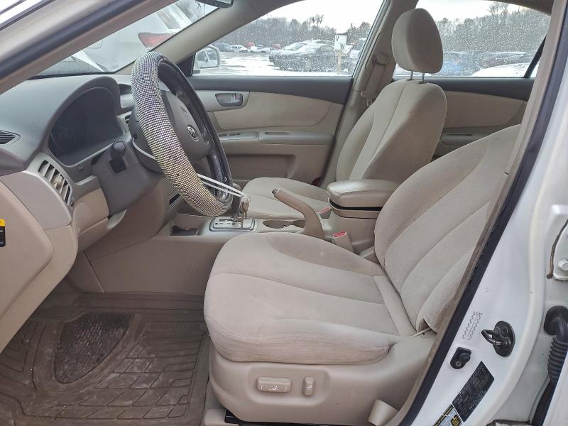 Photo 7 from auction – 2007 KIA OPTIMA LX with VIN KNAGE123475082290
