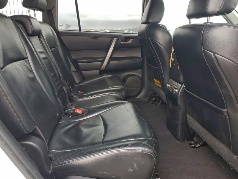 Photo 11 from auction – 2012 TOYOTA HIGHLANDER with VIN 5TDBK3EH9CS148846