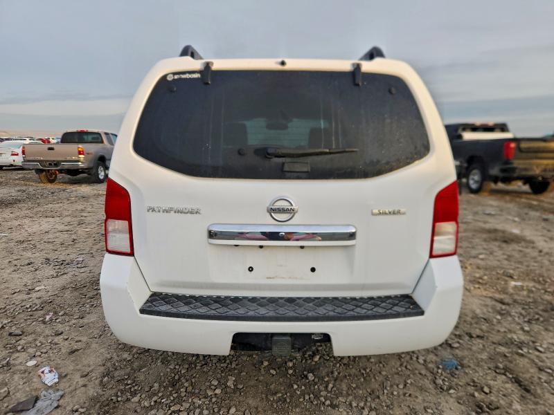 Photo 6 from auction – 2011 NISSAN PATHFINDER with VIN 5N1AR1NB3BC627072