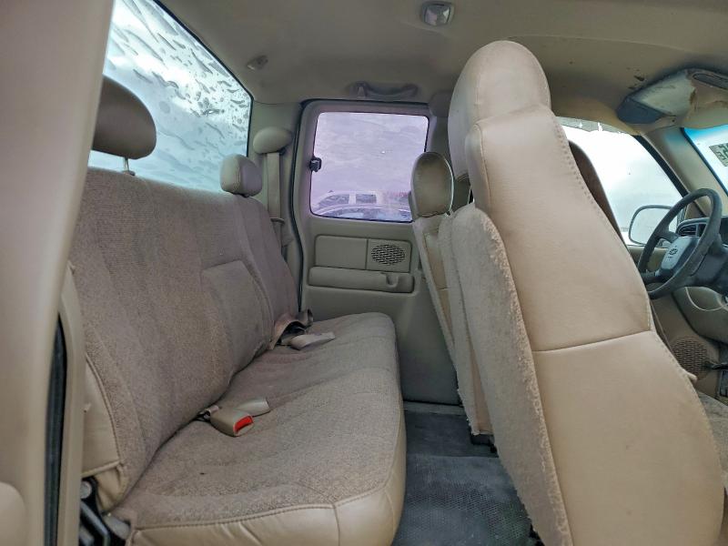Photo 10 from auction – 2002 CHEVROLET SILVERADO with VIN 2GCEC19W721158689