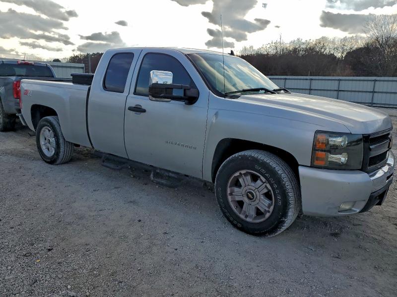 Photo 4 from auction – 2011 CHEVROLET SILVERADO with VIN 1GCRKSE31BZ328963