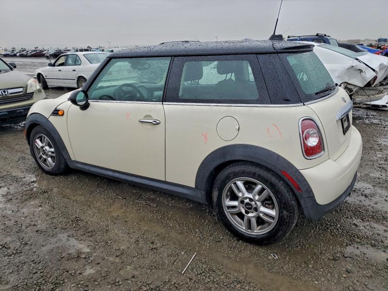 Photo 2 from auction – 2013 MINI COOPER with VIN WMWSU3C57DT686724