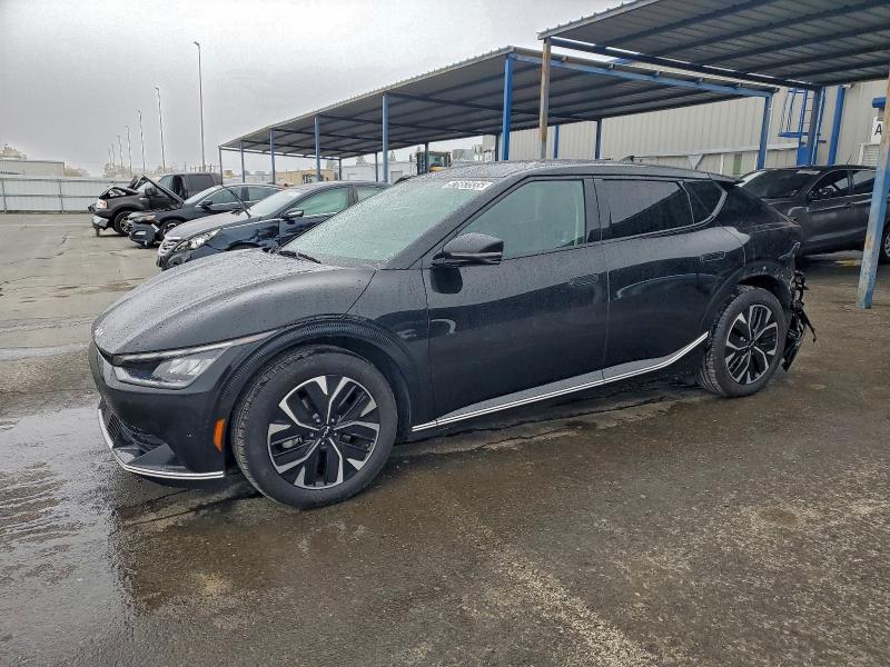 KIA EV6 LIGHT 2024 with VIN KNDC34LA3R5211760 - Photo from auction