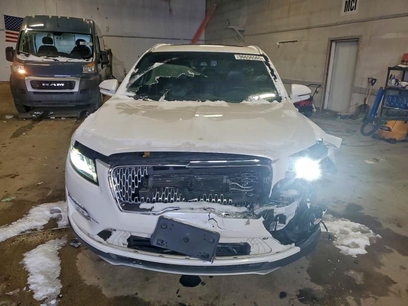Photo 5 from auction – 2019 LINCOLN MKC with VIN 5LMCJ2D99KUL15026