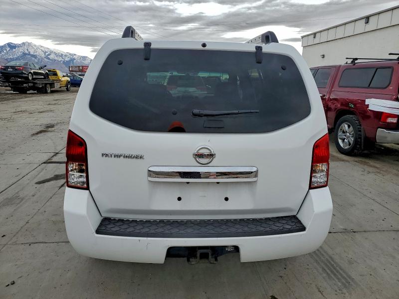 Photo 6 from auction – 2011 NISSAN PATHFINDER with VIN 5N1AR1NB4BC605596