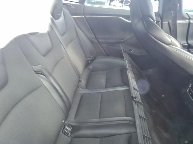 Photo 10 from auction – 2018 TESLA MODEL S with VIN 5YJSA1E25JF245420