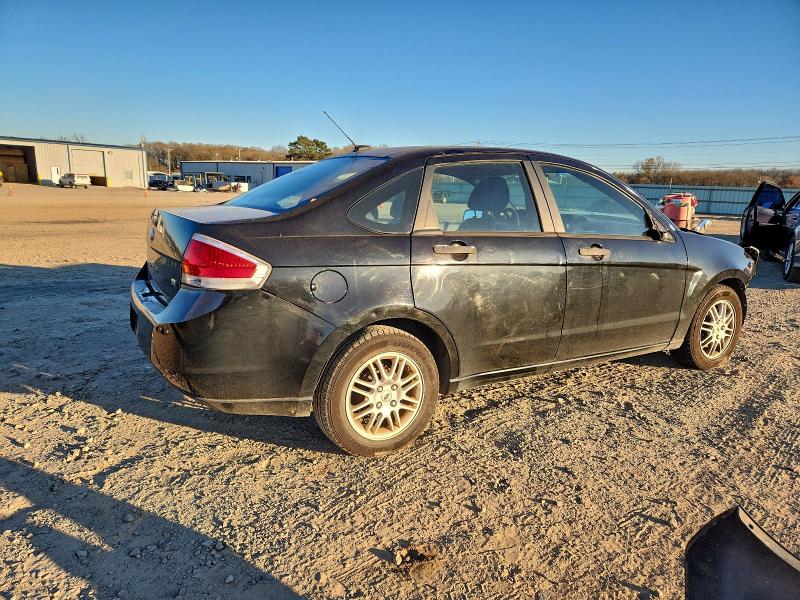 Photo 3 from auction – 2011 FORD FOCUS with VIN 1FAHP3FN7BW160238