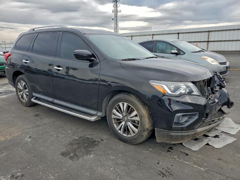 Photo 4 from auction – 2019 NISSAN PATHFINDER with VIN 5N1DR2MN8KC633044