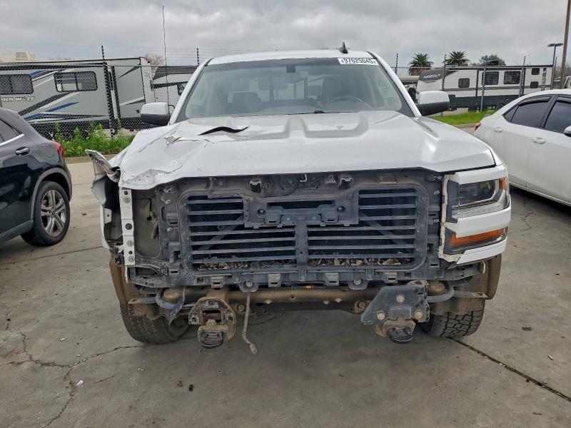 Photo 5 from auction – 2017 CHEVROLET SILVERADO with VIN 3GCUKRECXHG191582