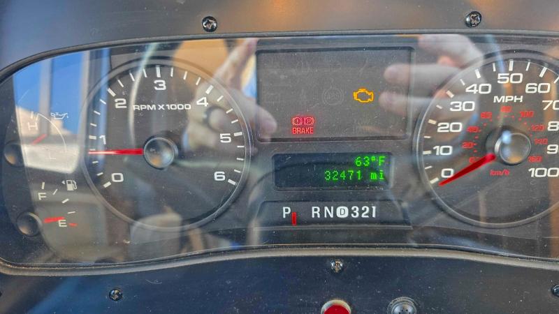 Photo 8 from auction – 2014 FORD F53 with VIN 1F66F5DY2E0A16832