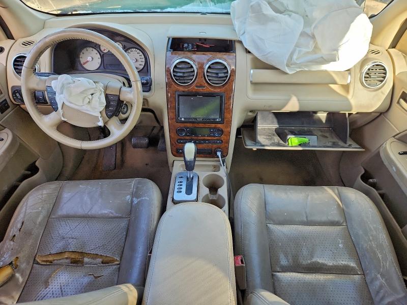 Photo 8 from auction – 2005 FORD FREESTYLE with VIN 1FMDK06125GA61954