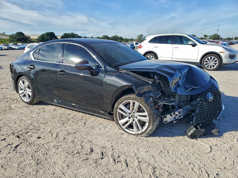 Photo 4 from auction – 2023 LEXUS IS 300 with VIN JTHCA1D22P5127839