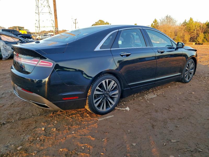 Photo 3 from auction – 2018 LINCOLN MKZ RESERV with VIN 3LN6L5F96JR615752