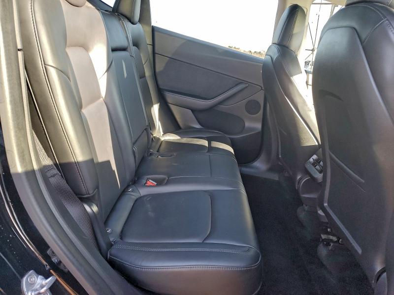 Photo 10 from auction – 2021 TESLA MODEL Y with VIN 5YJYGDEE7MF065025
