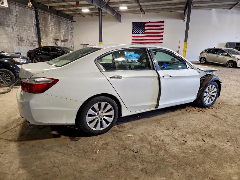 Photo 3 from auction – 2014 HONDA ACCORD EXL with VIN 1HGCR2F85EA307887