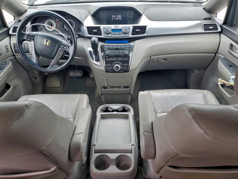 Photo 8 from auction – 2012 HONDA ODYSSEY TO with VIN 5FNRL5H93CB008677