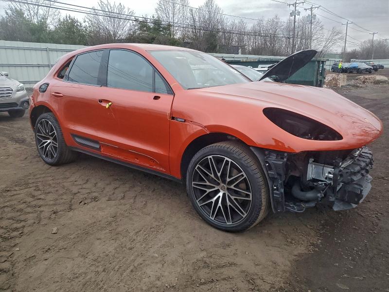 Photo 4 from auction – 2024 PORSCHE MACAN BASE with VIN WP1AA2A55RLB11077