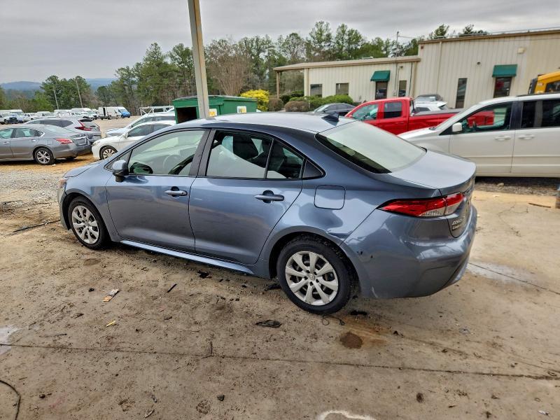 Photo 2 from auction – 2021 TOYOTA COROLLA LE with VIN JTDEPMAE4MJ140748