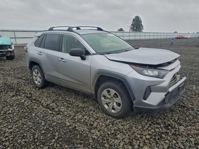Photo 4 from auction – 2019 TOYOTA RAV4 LE with VIN JTMF1RFV9KD501754