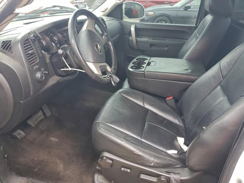 Photo 7 from auction – 2011 CHEVROLET SILVERADO with VIN 1GCNCSE03BZ158882