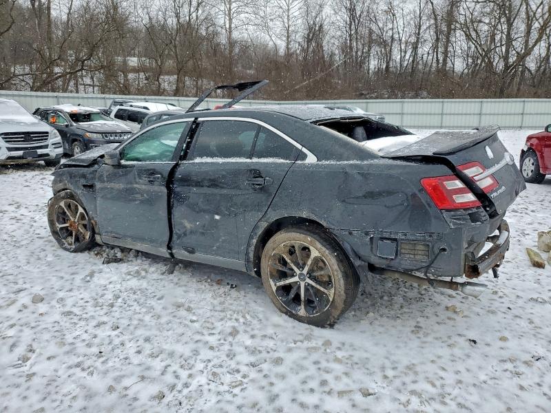 Photo 2 from auction – 2015 FORD TAURUS SHO with VIN 1FAHP2KT8FG202771
