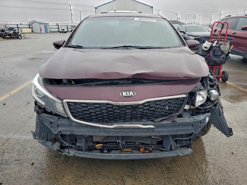 Photo 5 from auction – 2017 KIA FORTE LX with VIN 3KPFK4A71HE127642