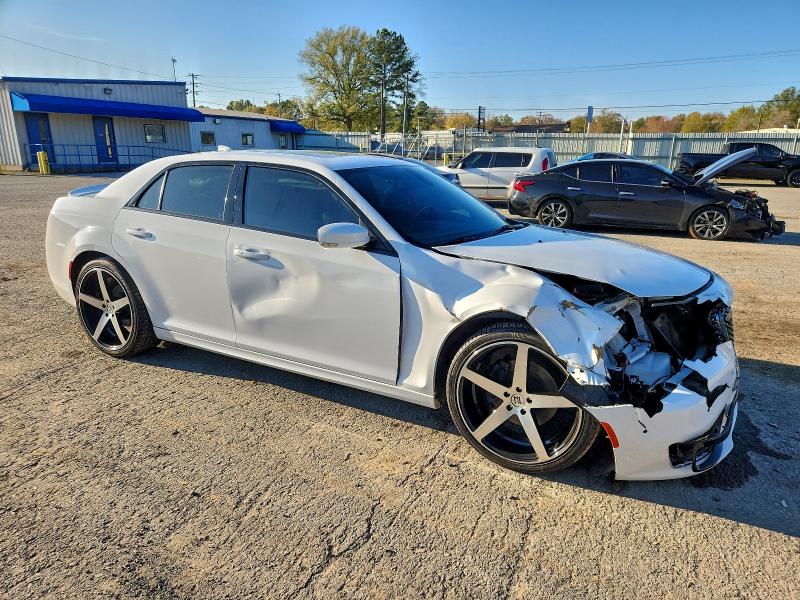 Photo 4 from auction – 2021 CHRYSLER 300 S with VIN 2C3CCABT9MH507034