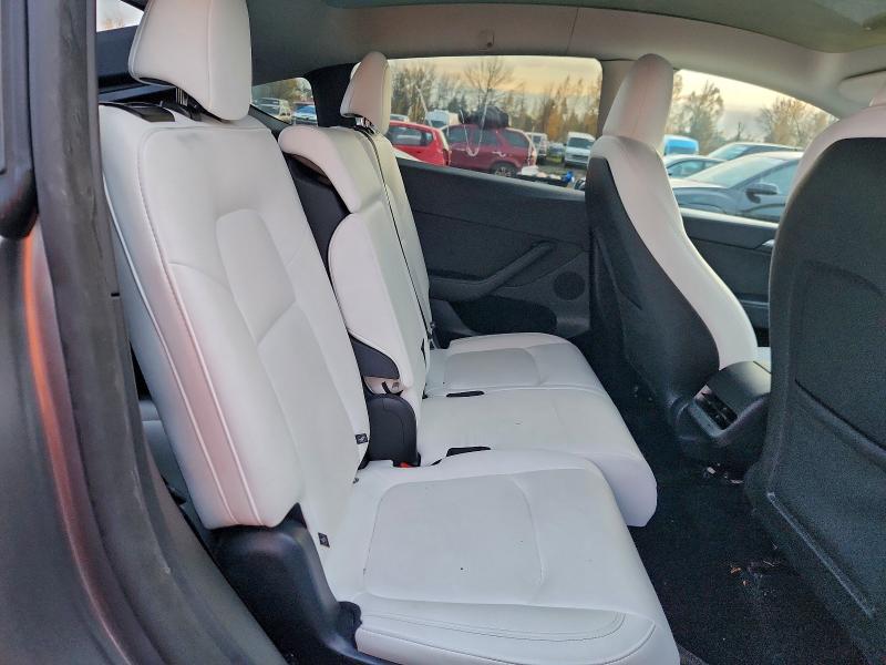 Photo 10 from auction – 2025 TESLA MODEL Y with VIN 7SAYGAEE8SF273882