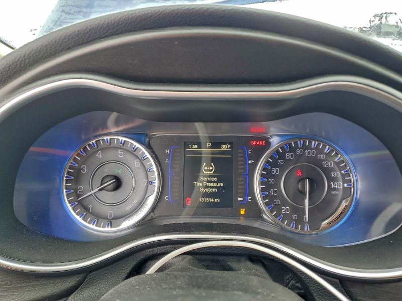 Photo 9 from auction – 2016 CHRYSLER 200 LIMITE with VIN 1C3CCCAB4GN169493