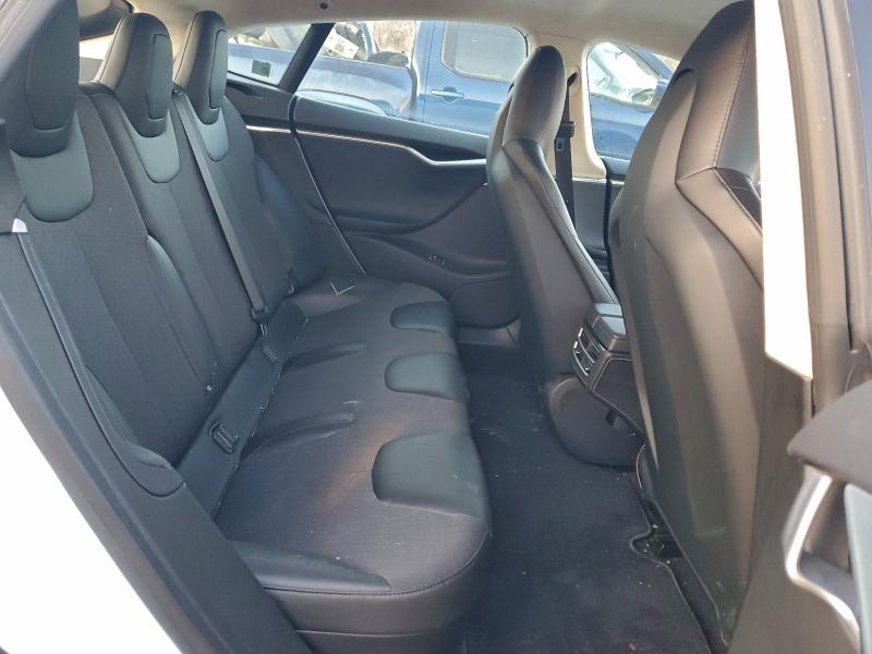 Photo 10 from auction – 2016 TESLA MODEL S with VIN 5YJSA1E29GF122521