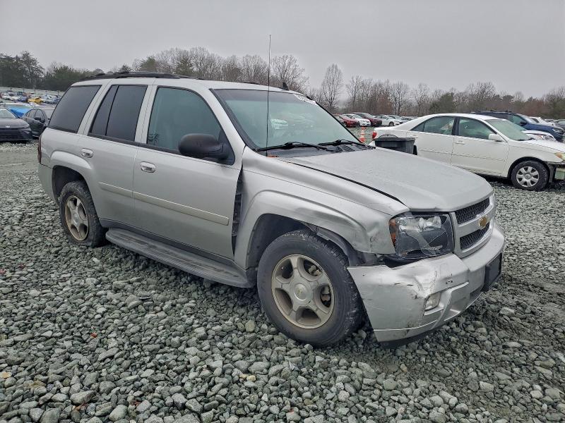 Photo 4 from auction – 2008 CHEVROLET TRAILBLAZE with VIN 1GNDS13S982205161