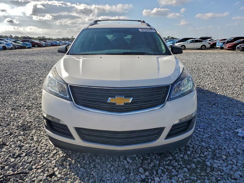 Photo 5 from auction – 2015 CHEVROLET TRAVERSE L with VIN 1GNKRFKD6FJ119599