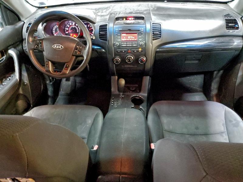 Photo 8 from auction – 2011 KIA SORENTO BA with VIN 5XYKT3A17BG173732