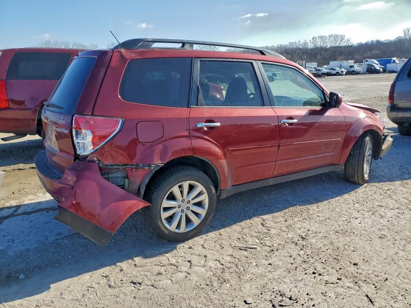 Photo 3 from auction – 2011 SUBARU FORESTER L with VIN JF2SHBEC0BH740248