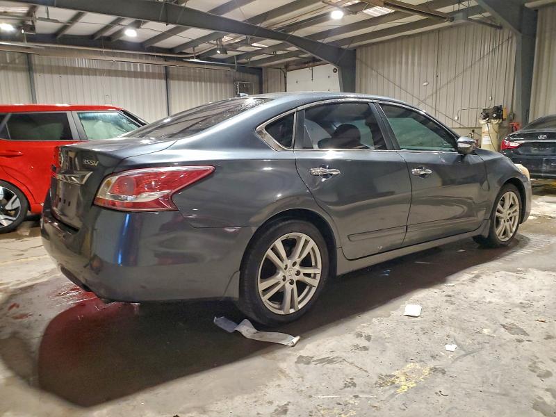 Photo 3 from auction – 2013 NISSAN ALTIMA 3.5 with VIN 1N4BL3AP2DC118977